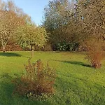 펜션 Grande Maison Avec Jardin Liffol-le-Grand